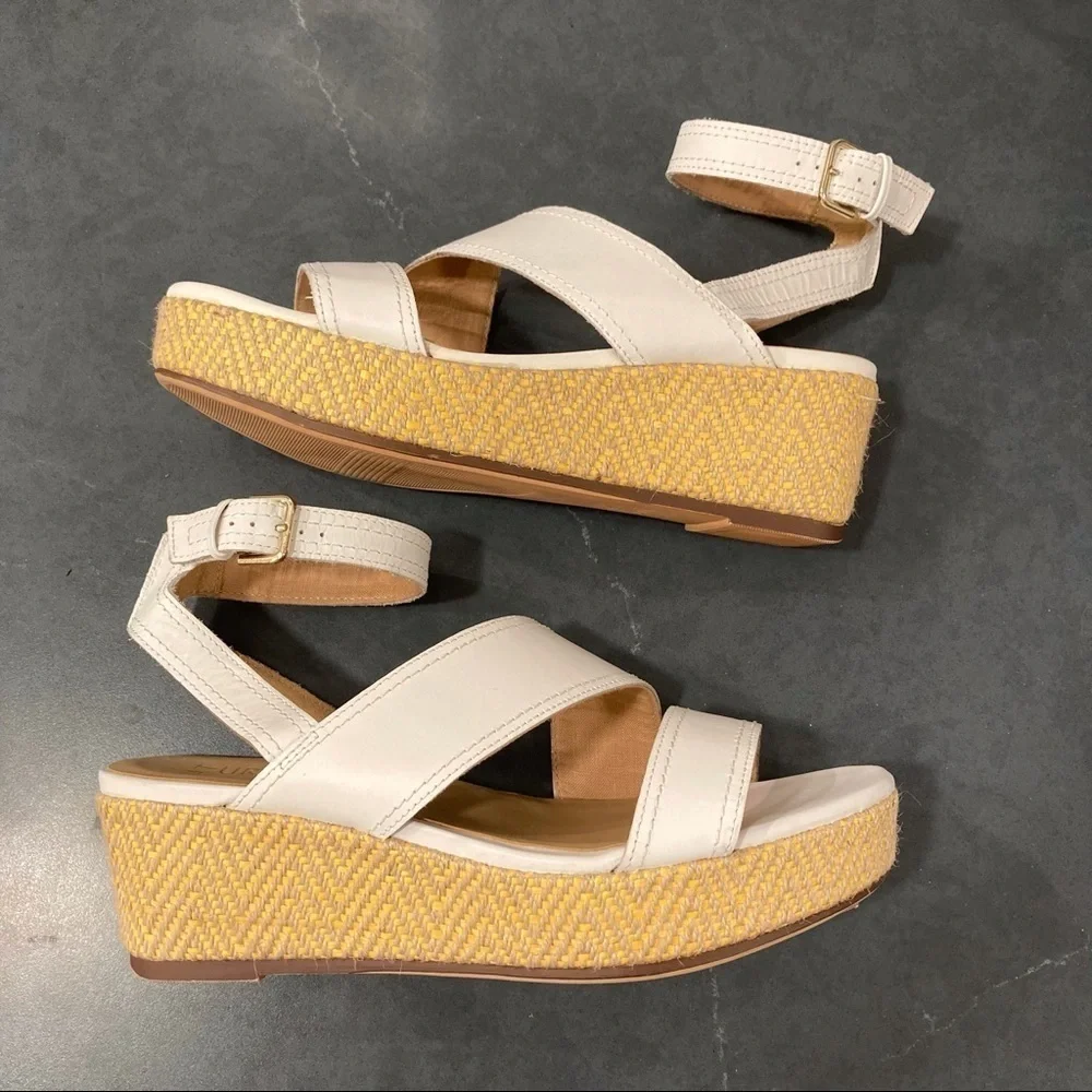 NWT Naturalizer sz 10.5 Ursa white leather espadrille sandals
